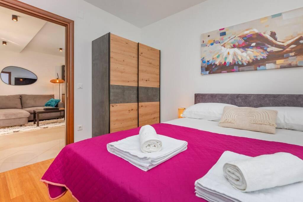 Stylish Two Bedroom Apartment&Garage Parking Place Dubrovnik Exterior photo